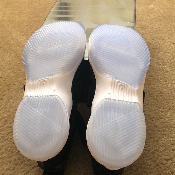 Nike LeBron Soldier XII SFG - Picture 4 of 4